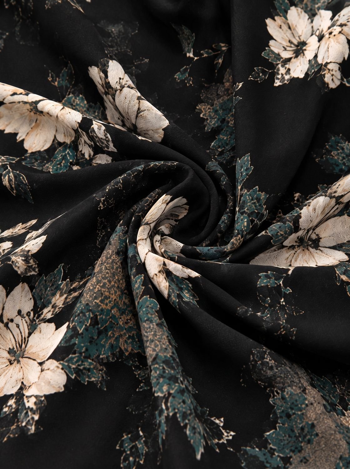 Vista trasera del vestido maxi boho floral con cola asimétrica