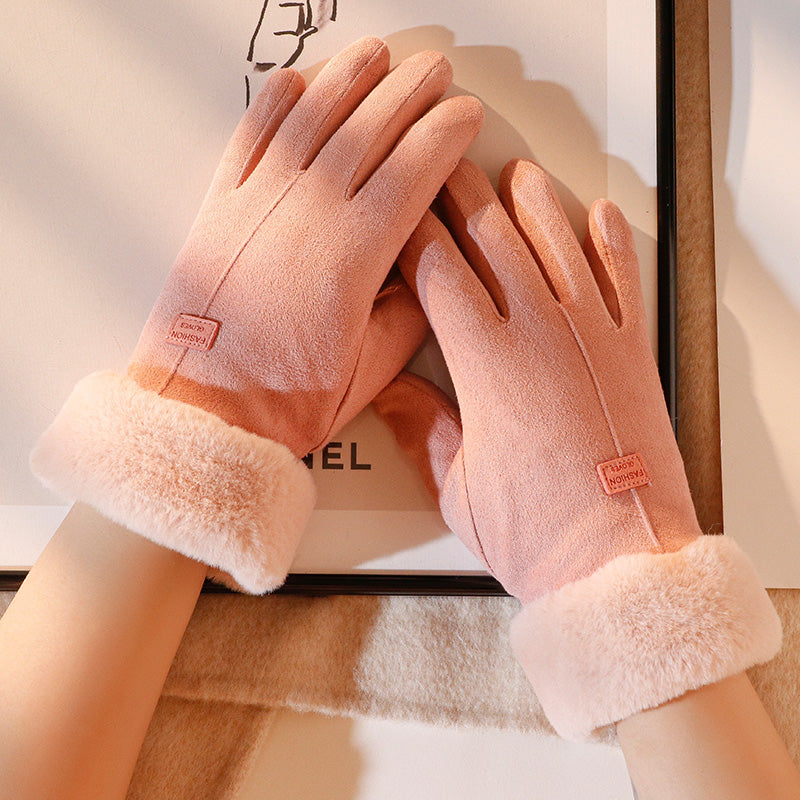 Detalle del tejido suave y cálido de los guantes COPELIA
