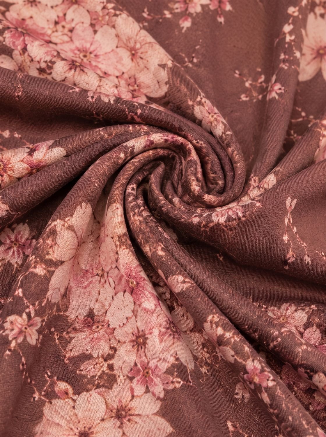 Vestido boho floral en tonos marrón y rosa, ideal para primavera y verano