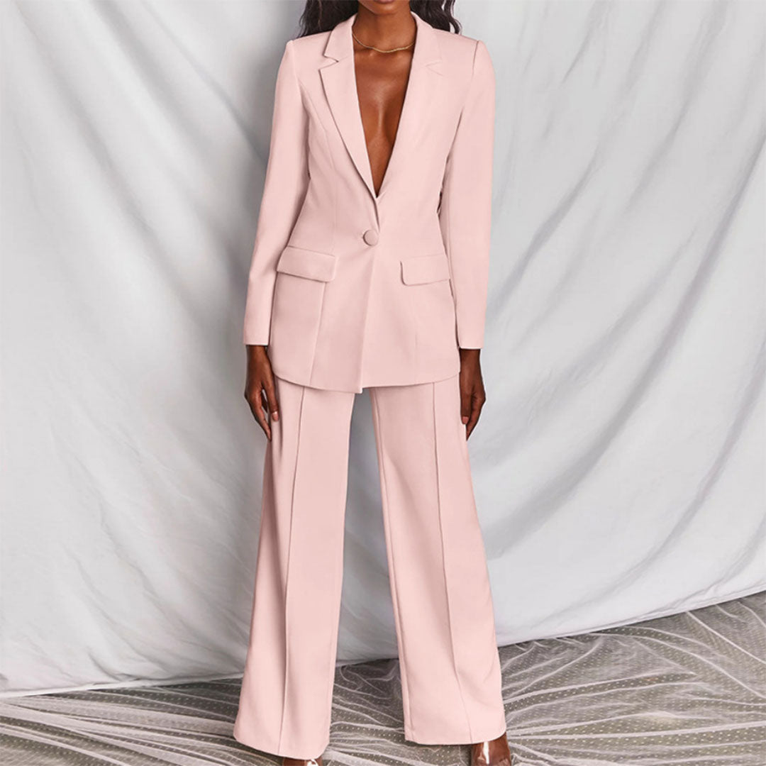 Conjunto Valentina combinado con tacones para un look formal