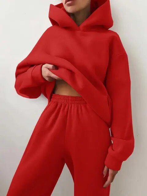 Conjunto de chándal en color negro para mujer